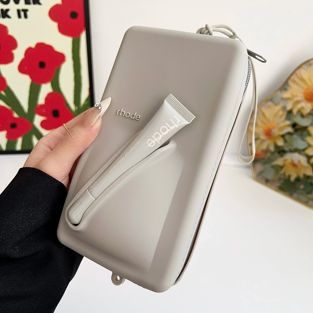 AuraToGo + LIPGLOSS OMAGGIO